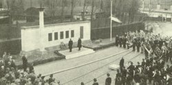 monument-RL-onthulling